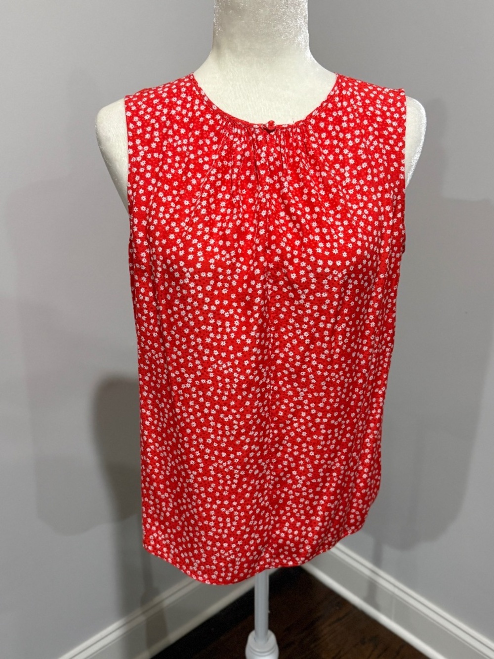 REBECCA TAYLOR SLEEVELESS, ROUND NECK BLOUSE/TOP size 4